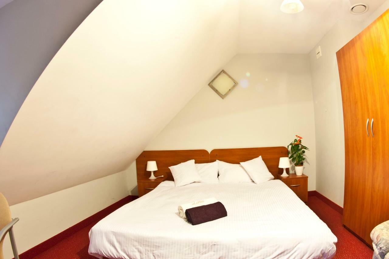 Resort Holiday Natural - Gosciniec Zacisze Chmielno Exterior foto